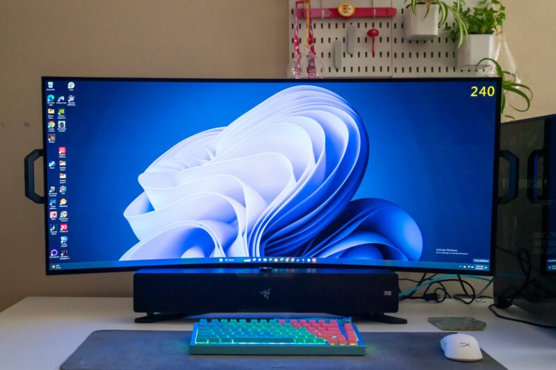 8 Best Ultrawide Monitors for Multitasking in 2026